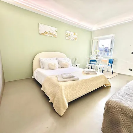 Apartment Gold Statuto Turin