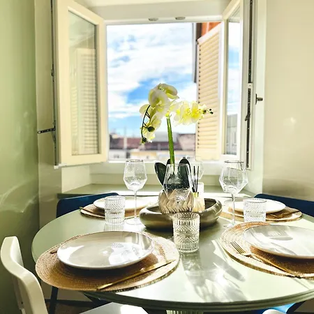 Apartment Gold Apartment Elegante Loft Porta Susa